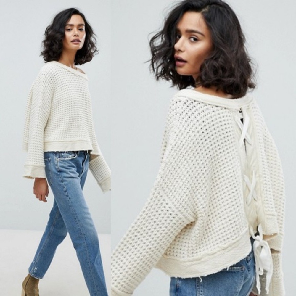 FREE PEOPLE LACE-UP BACK WAFFLE KNIT PULLOVER